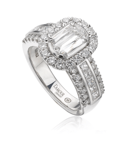 18K white gold diamond engagement ring with princess cut and round diamond setting